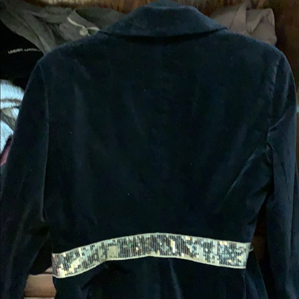 Velvet Cache Jacket With Sequins Detail - image 4